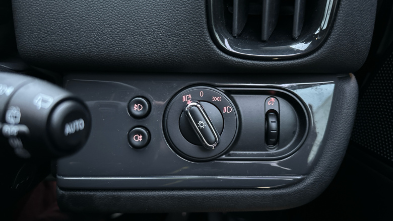 MINI Countryman 1.5 Cooper Classic 5dr Auto [Comfort/Nav+ Pack] Petrol Hatchback